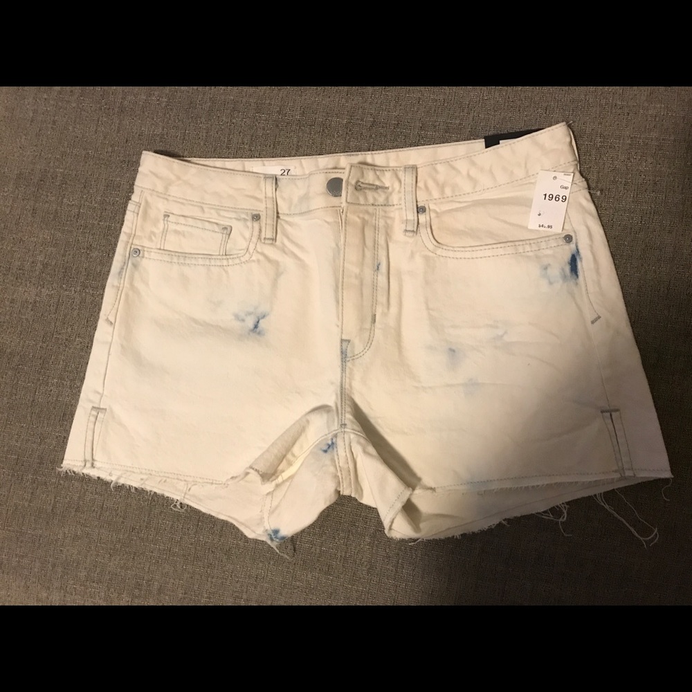 Gap Shorts